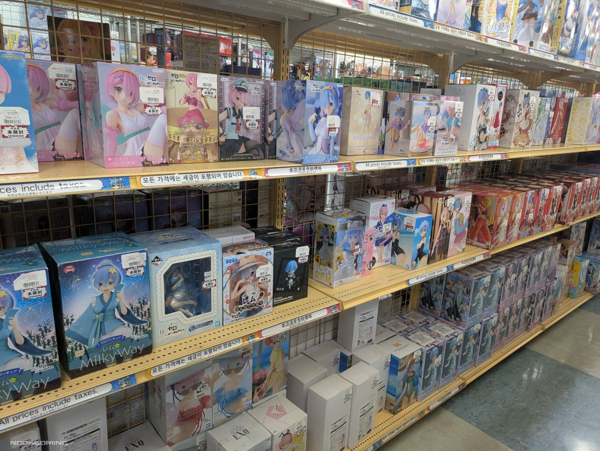 Many Ram and Rem Anime Figures from Re:Zero in Lashinbang
