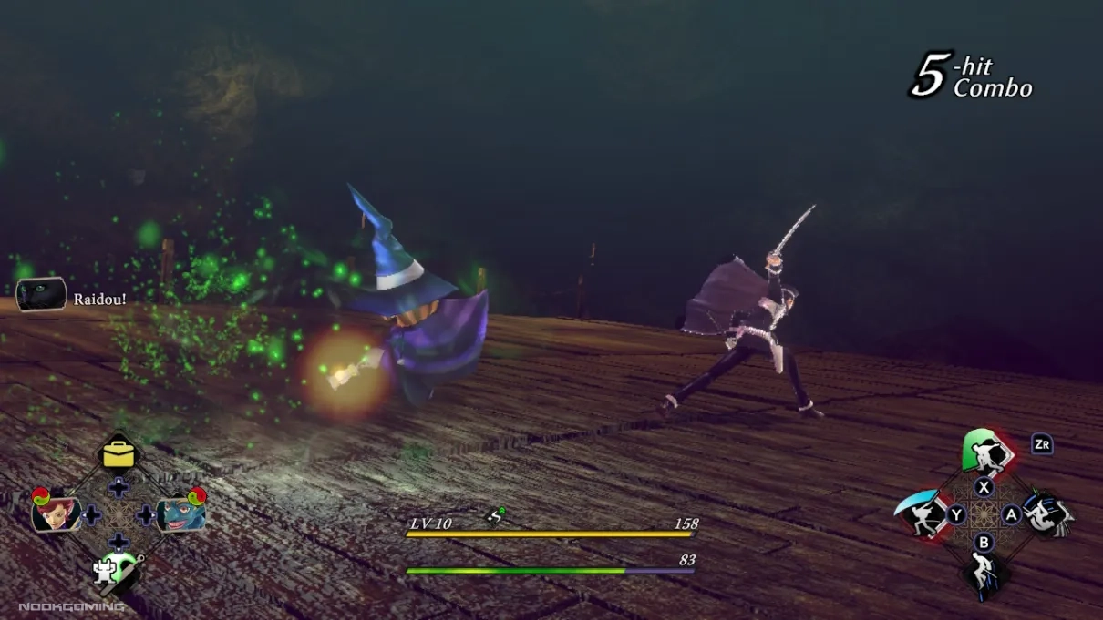 Raidou slashing through a Jack Lantern/Pyro Jack enemy